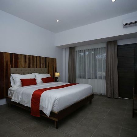 Kahyangan Resort Singkawang Extérieur photo