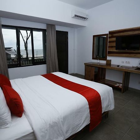 Kahyangan Resort Singkawang Extérieur photo