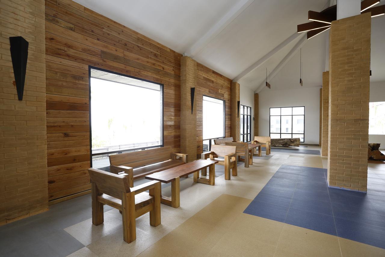Kahyangan Resort Singkawang Extérieur photo